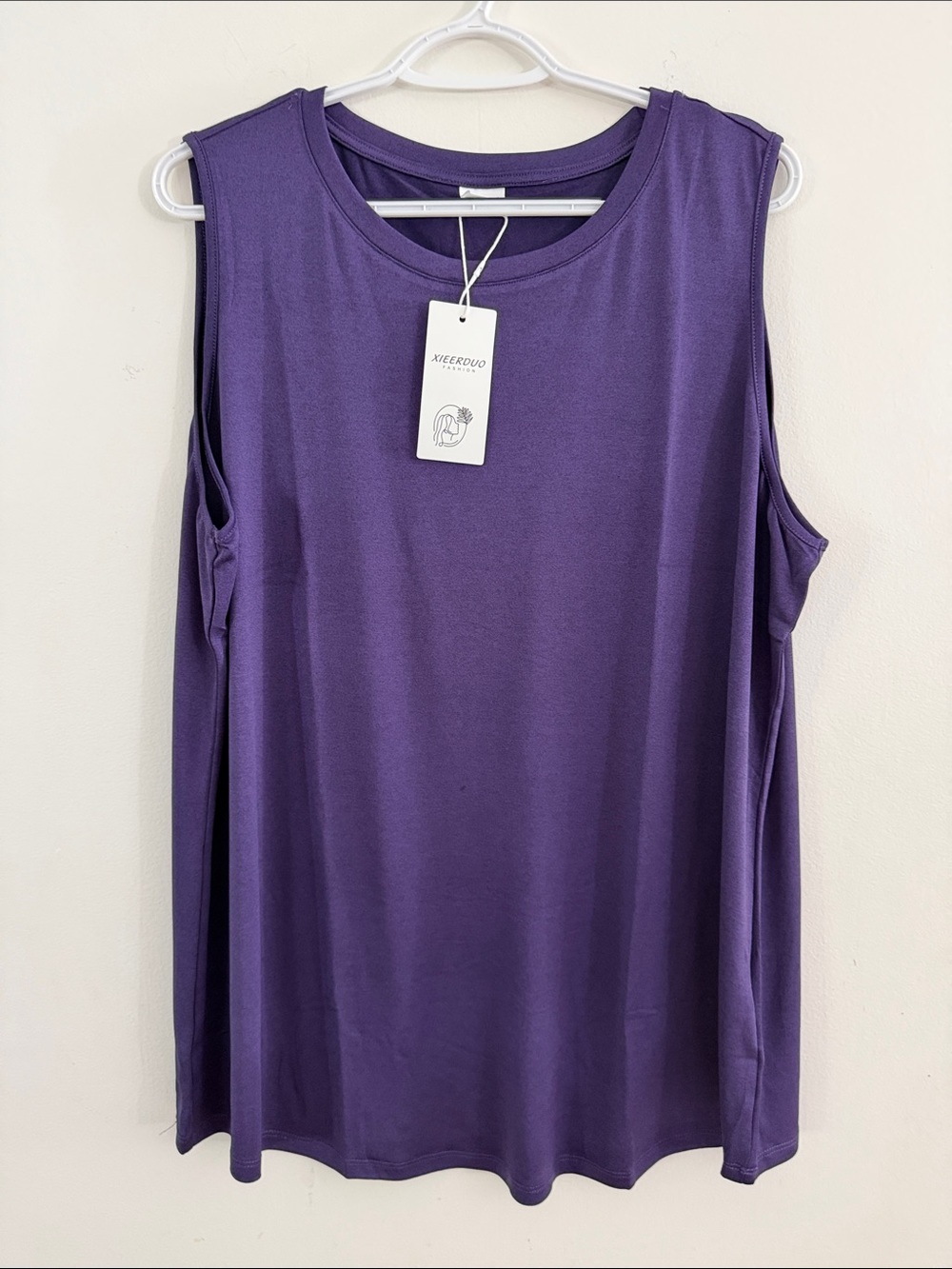 Women's Sleeveless Round-Neck Tank - Purple